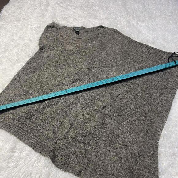 Barefoot Dreams CozyChic Lite Asymmetrical Poncho One Size Soft Knit Blend - Picture 3 of 6